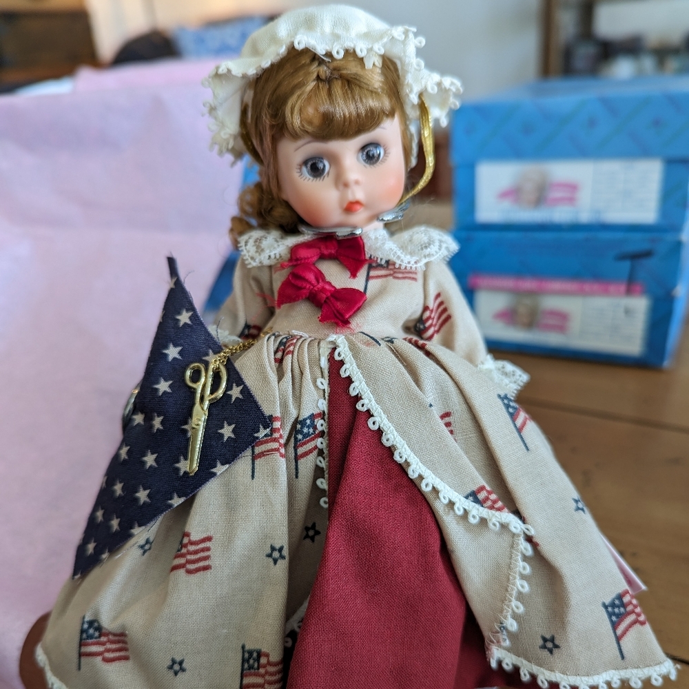 Madame Alexander 8 " Betsy Ross #312/Boxed & Tagged!